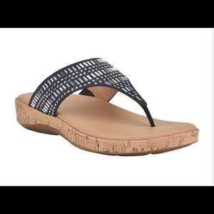 NIB Easy Spirit Sandals 8W